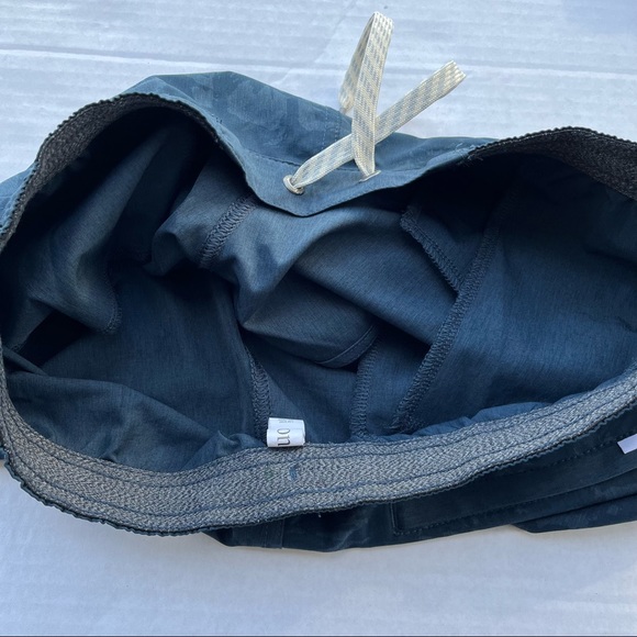 Vuori Dash Shorts - Picture 3 of 7